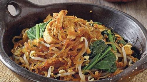 Mie-sagu Makanan Khas Batam